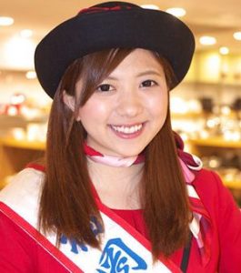 岡村真由