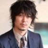 新井浩文